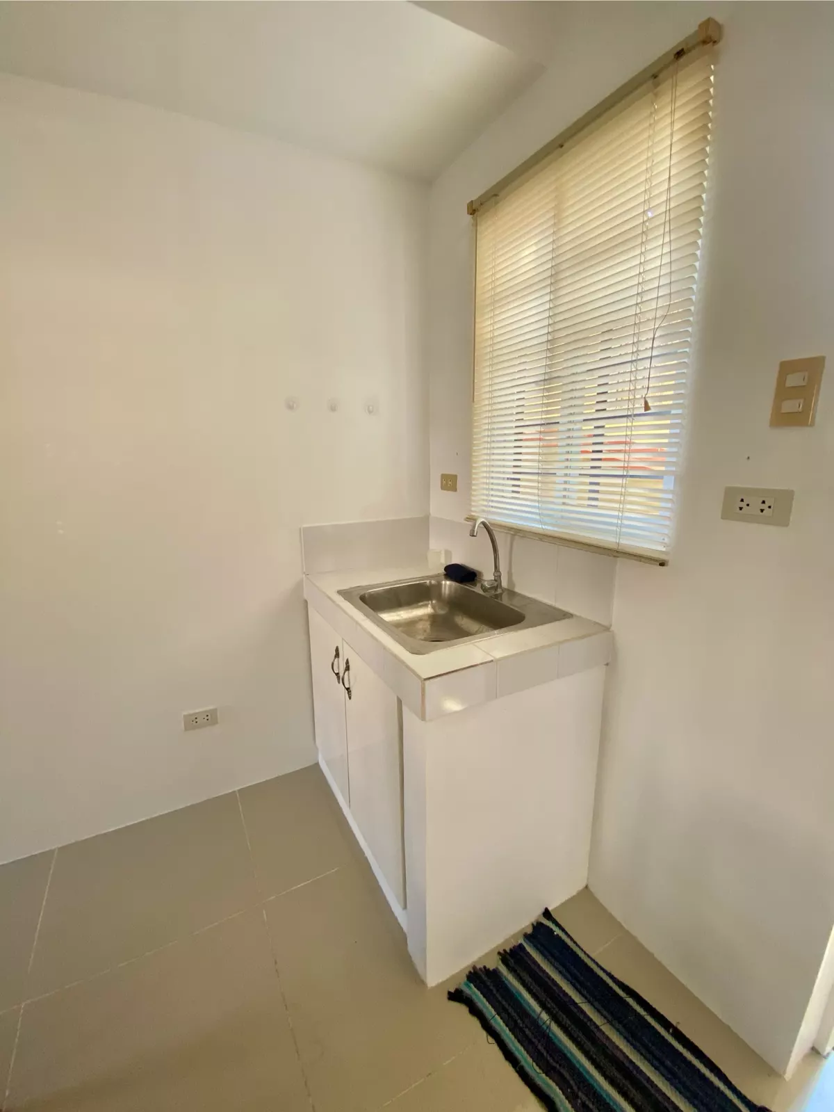 House & Lot For Sale at La Mirande Crest, Gran Europa, Lumbia , CDO — House and Lot in Gran Europa, Lumbia, Cagayan de Oro City — Photo 7