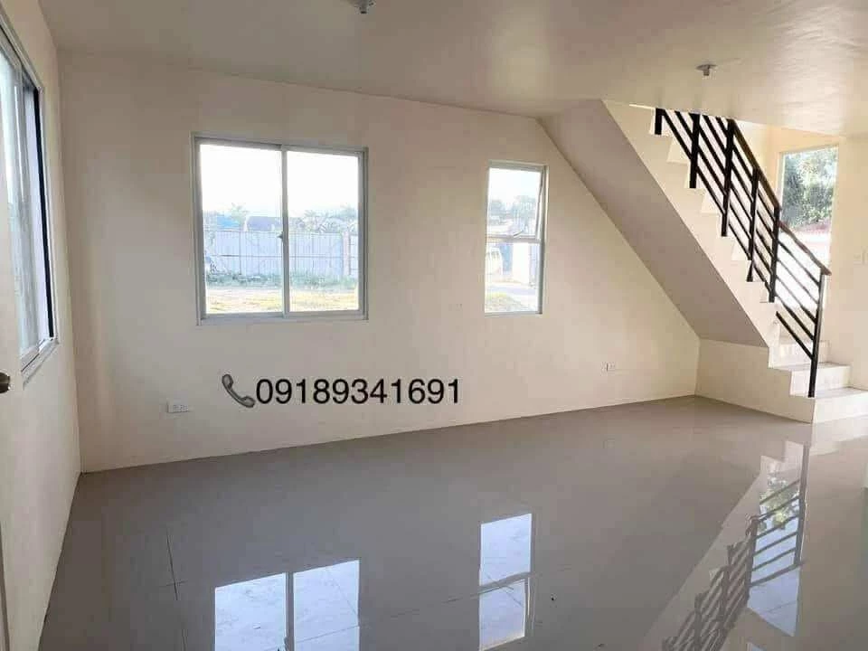 THREE-BEDROOM TOWNHOUSE UNIT FOR ASSUME — House and Lot in Dumaguete City, Negros Oriental, 6200 — Photo 2