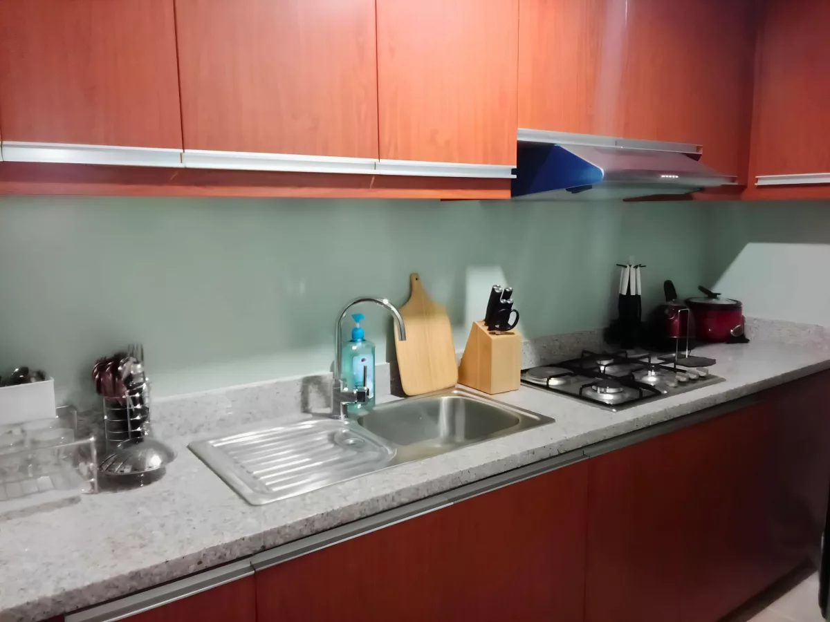 For Rent: 1BR Condo with Balcony & Parking in Lahug, Cebu City — Marco Polo Tower 4 — 1 Bedroom in Lahug, Cebu City, Cebu — Photo 3