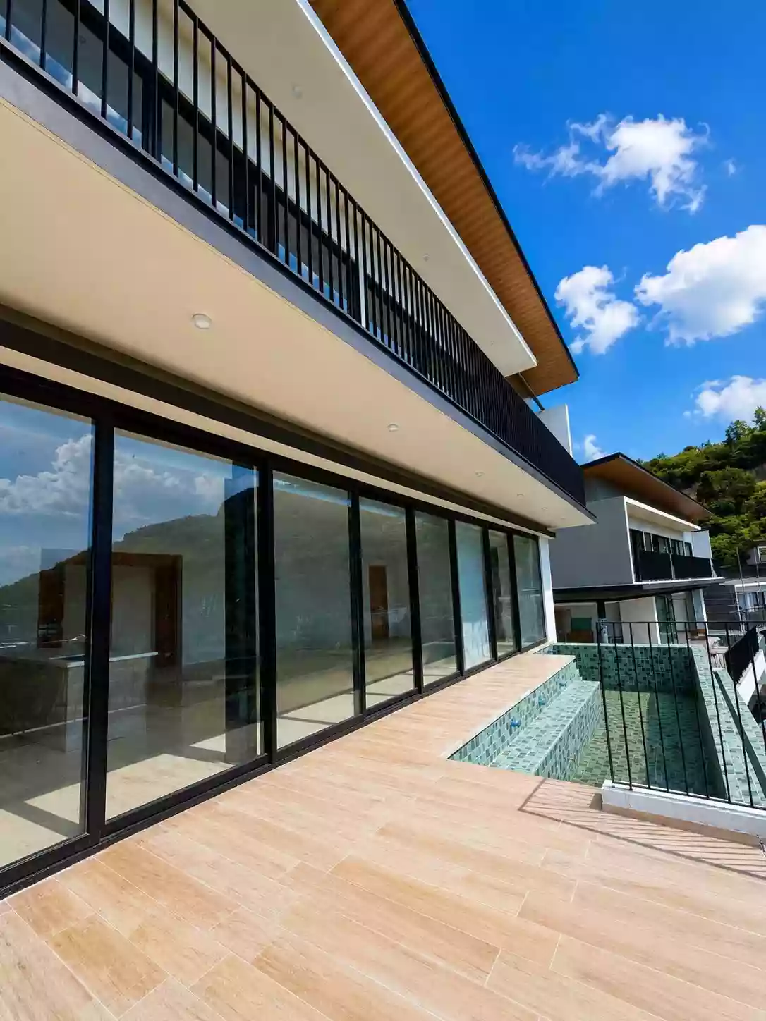 Luxury House for Sale in Monterrazas Prime Cebu | Soprano End Unit with Panoramic City Views — House and Lot in Guadalupe, Cebu City, Cebu — Photo 2