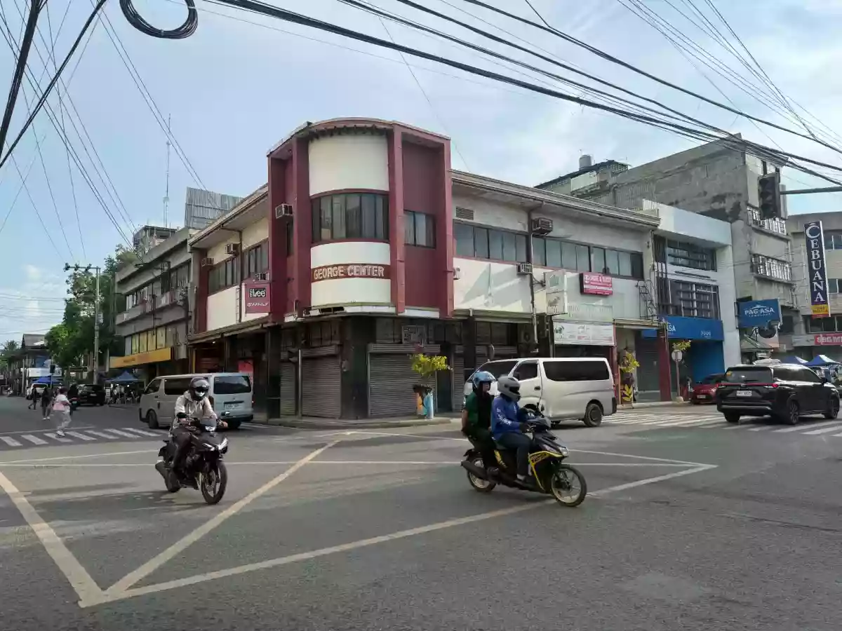 COMMERCIAL BUILDING — Building in Poblacion, Iligan City, Lanao del Norte — Photo 3