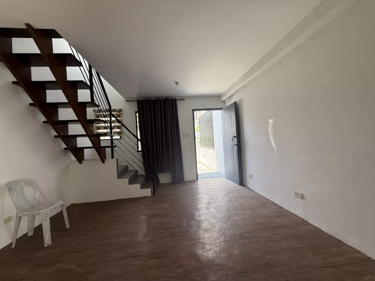 Rush Sale: 2BR Townhouse in Tanauan, Tanza, Cavite — 1 Car Garage — Townhouse in Tanauan, Tanza, Cavite — Photo 3