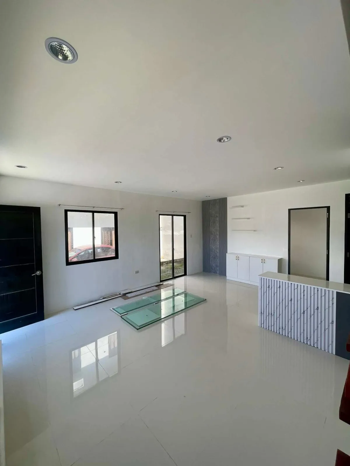 Open photo 9 of 16 — RUSH SALE: 4BR House and Lot in Tubod, Minglanilla — 114 sqm