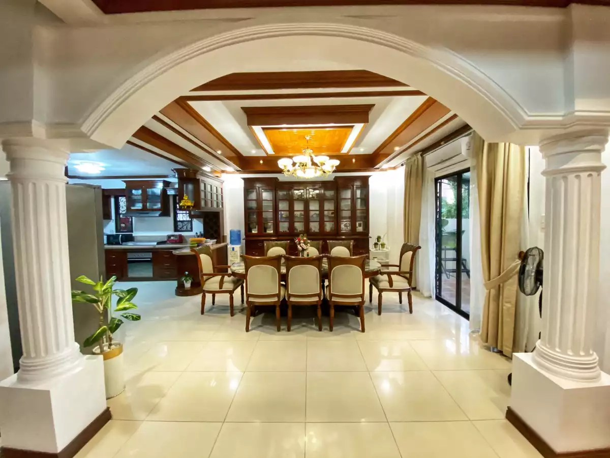 For sale house and lot in Imus, Cavite, 5 bedrooms with 8 car slots