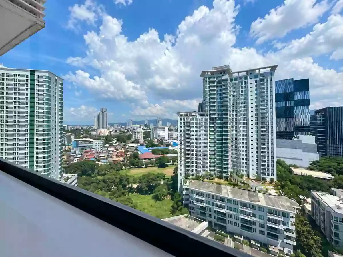 For Sale: 1BR Condo Near Ayala Center Cebu, Cebu City — Furnished — 1 Bedroom in Mabolo, Cebu City, Cebu — Photo 6