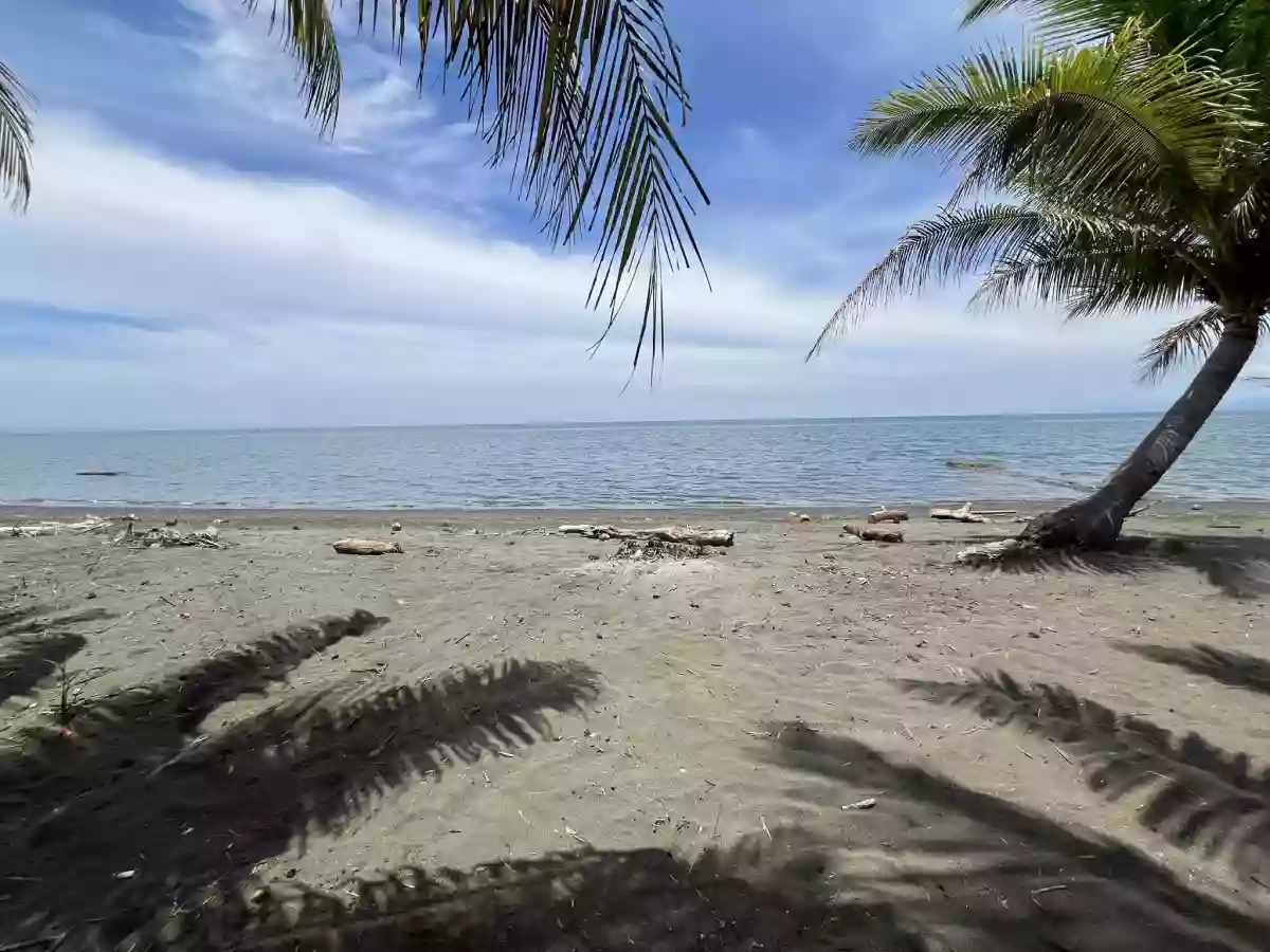 For Sale: Beach House Resort in Manapa, Buenavista — Investment Property
