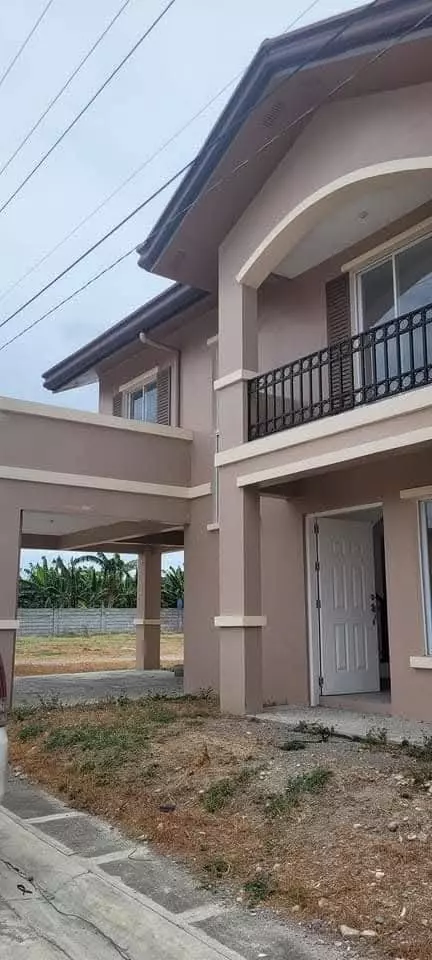 Open photo 15 of 19 — Camella Cerritos 5BR House and Lot for Sale in San Isidro, Gen. Santos City — Family