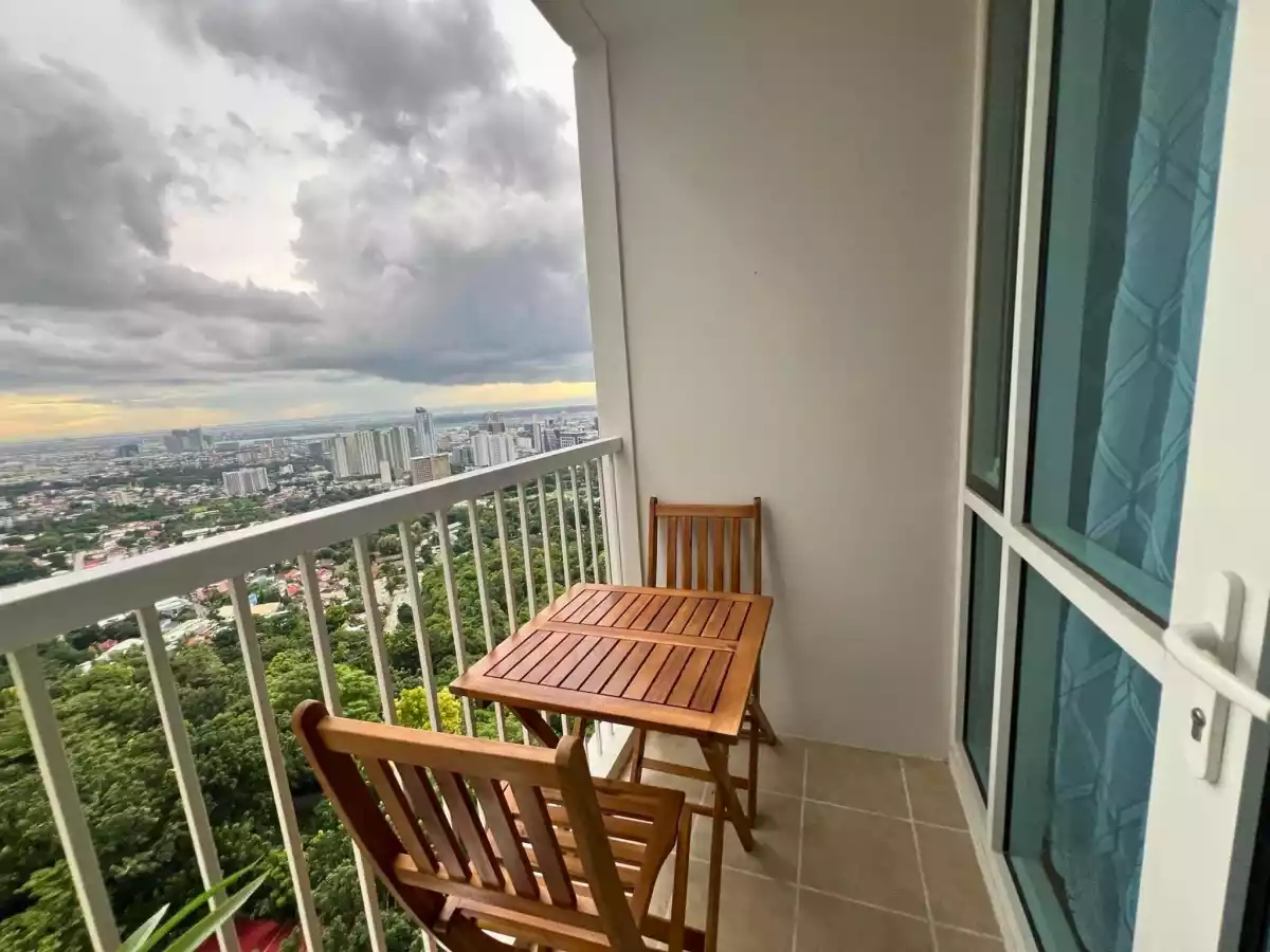 For Rent: 1BR Condo with Balcony & Parking in Lahug, Cebu City — Marco Polo Tower 4 — 1 Bedroom in Lahug, Cebu City, Cebu — Photo 6