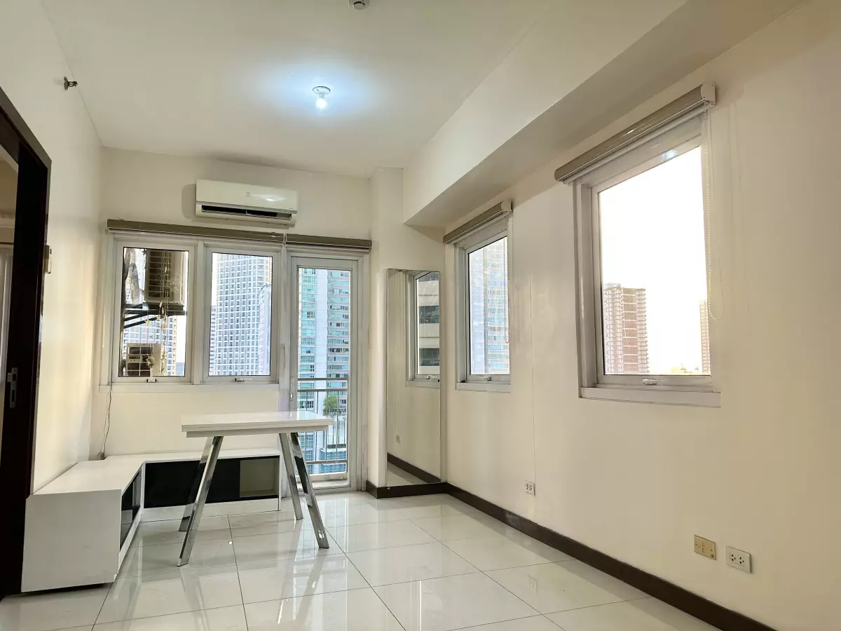 Open photo 48 of 52 — For Sale: 1BR Condo in Wack-wack Greenhills, Mandaluyong City — 55.17 sqm