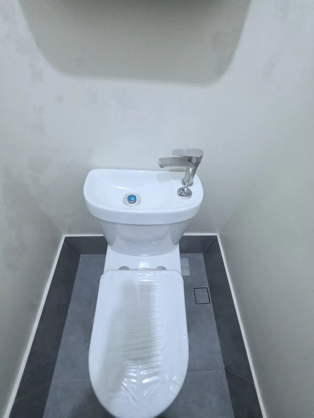 Rush Sale: Studio Condo Near Megaworld, Iloilo City — AirBnB Investment — Studio in Abeto Mirasol Taft South (Quirino Abeto), Iloilo City, Iloilo — Photo 3