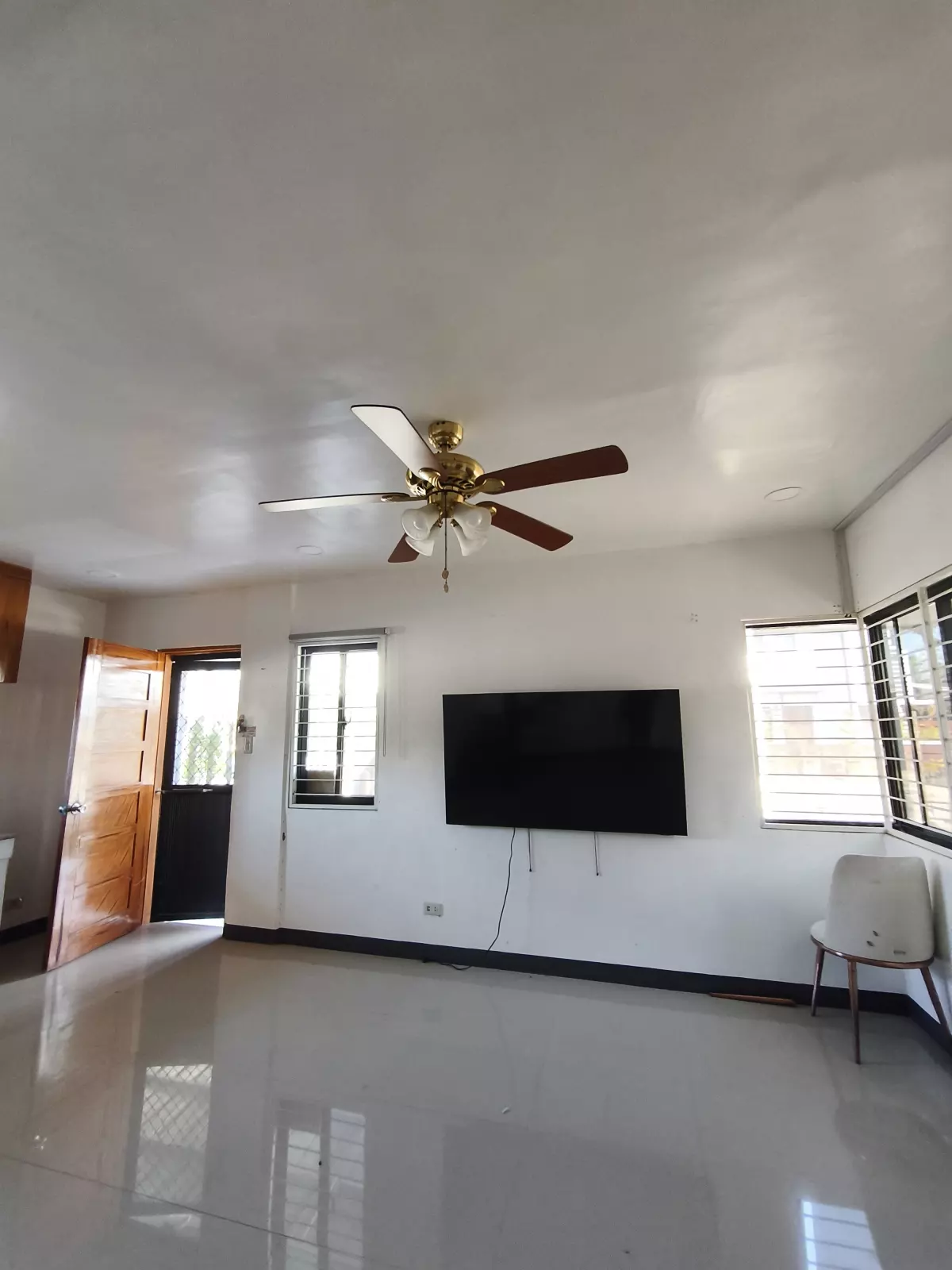For Sale: 2BR Townhouse in Bobonon, Alangalang — 60 sqm, 1 Parking — Townhouse in Alangalang, Leyte, 6517 — Photo 2