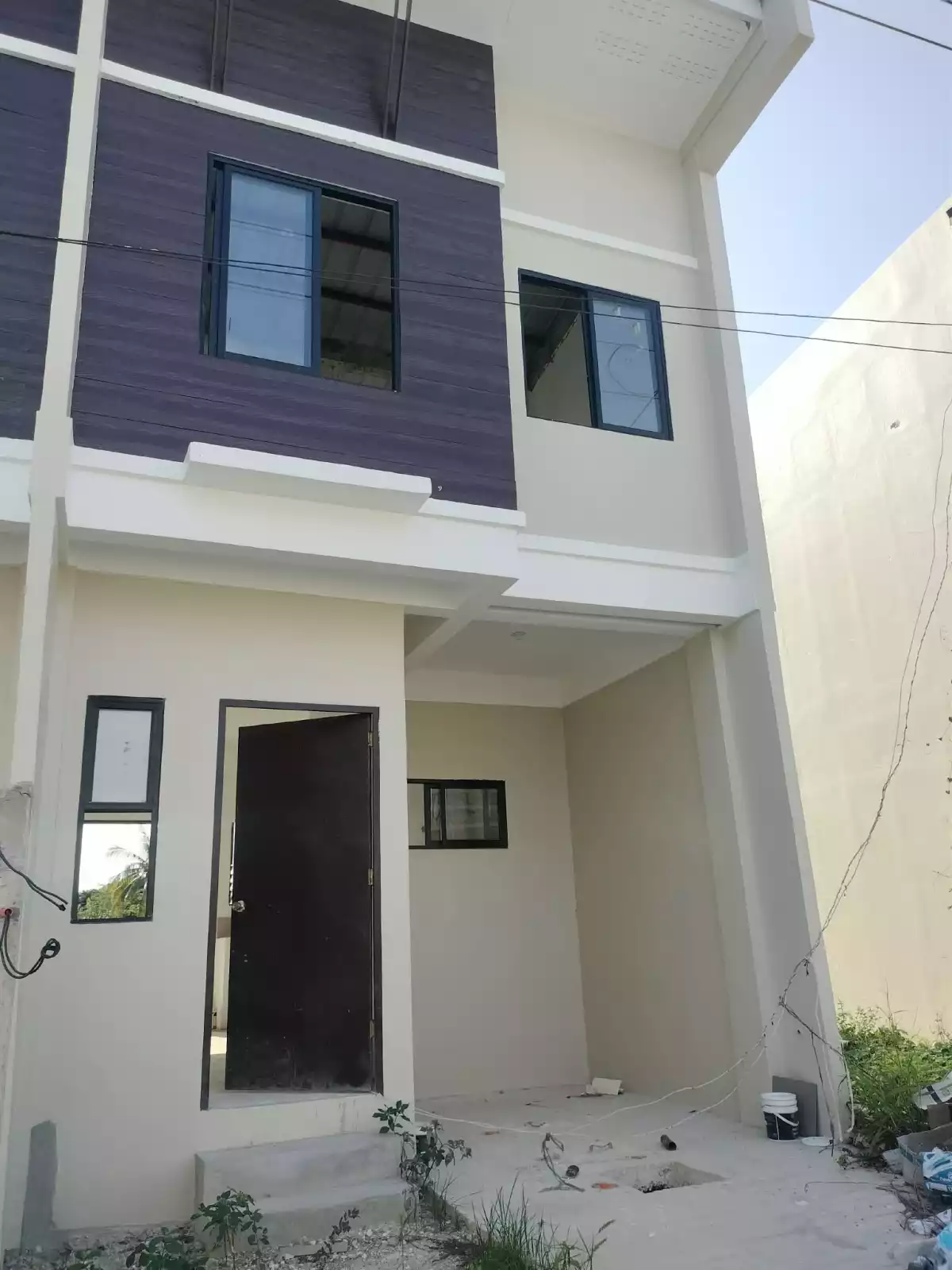 End Unit Townhouse (Semi-finished) in Henaville Homes Carcar — Townhouse in Carcar, Cebu, 6019 — Photo 2