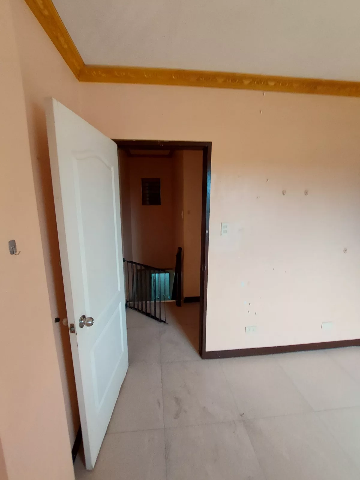 Open photo 28 of 30 — FOR SALE | Income-Generating 4-Unit Apartment