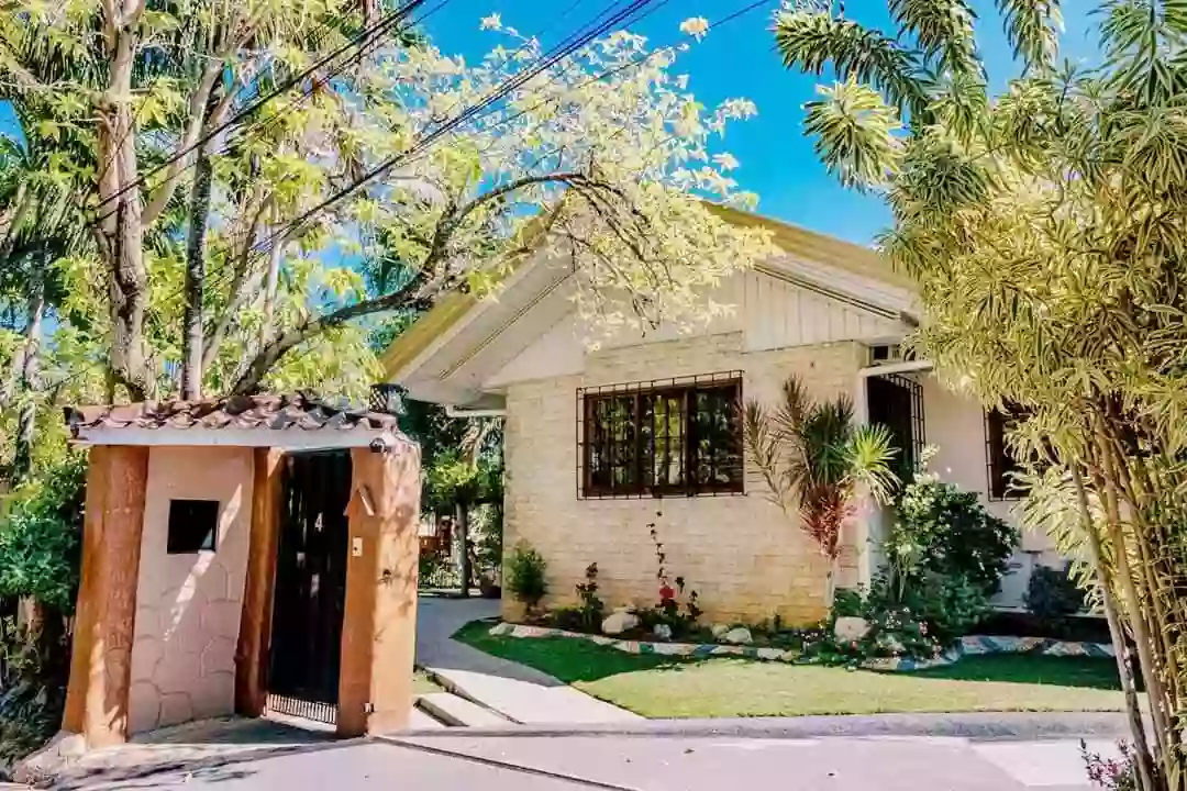 Bungalow House for Sale with Private Pool in Silverhills, Talamban, Cebu City — House and Lot in Talamban, Cebu City, Cebu — Photo 3