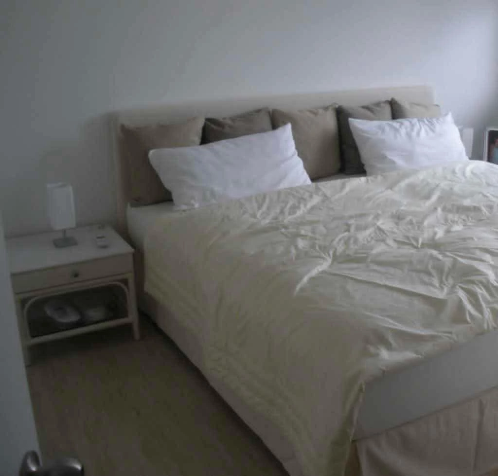 For Sale: 1BR Condo in La Guardia Flats Lahug, Cebu City — 50 sqm Balcony — 1 Bedroom in Lahug, Cebu City, Cebu — Photo 4