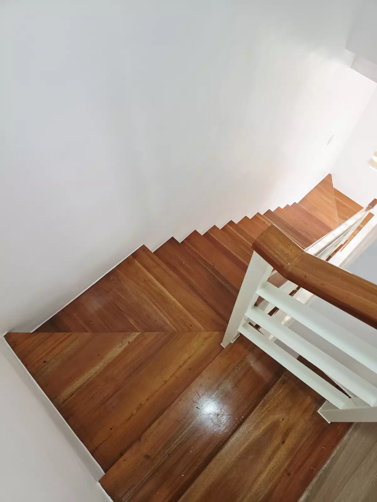 Open photo 23 of 30 — For sale Regular duplex in Minglanilla Highlands, Cebu