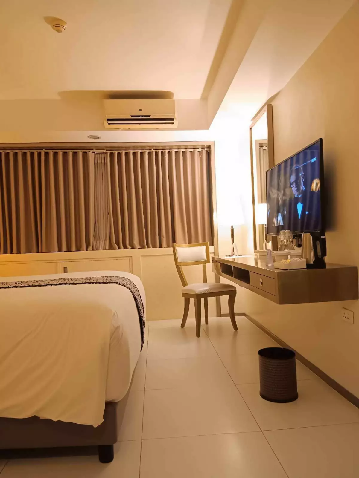 For Sale: Grand Ceña Hotel And Residences Studio, Condotel unit in Camputhaw, Cebu City — Investor Unit — Studio in Camputhaw, Cebu City, Cebu — Photo 3