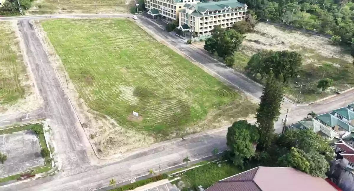 For Sale: Buck Estate Commercial Lot in Alfonso — 5592 sqm Investment