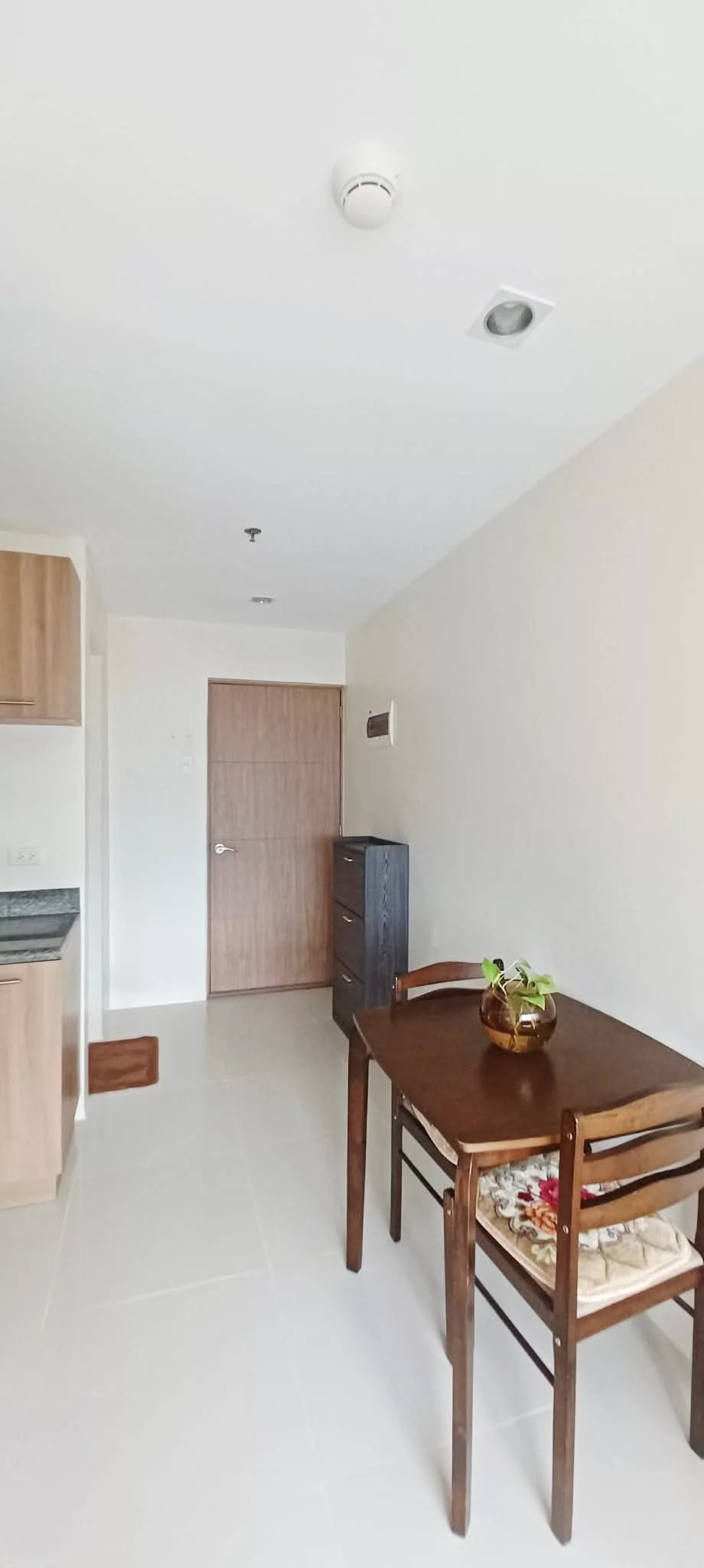 For Rent: 1BR Condo in Banilad, Mandaue City — 25.02 sqm — 1 Bedroom in Banilad, Mandaue City, Cebu — Photo 4