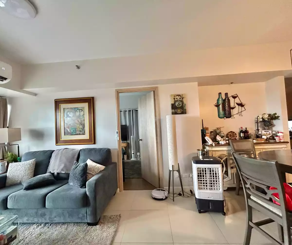 Furnished 2-Bedroom Unit with Parking for Sale | Cerca Viento Tower 2 — 2 Bedrooms in Almanza Uno, Las Piñas City, Metro Manila — Photo 4