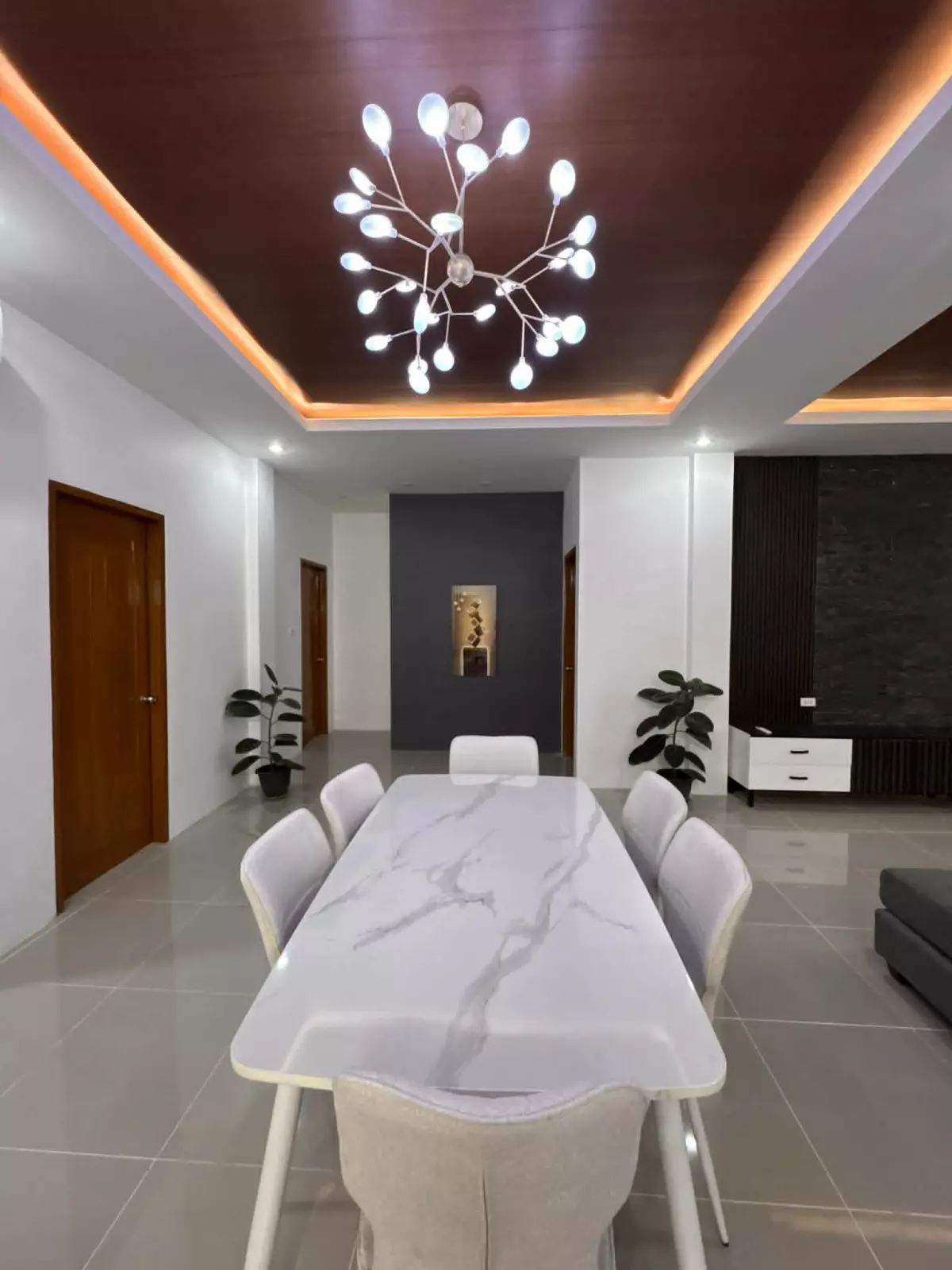 House and Lot for sale 5 BR in General Santos near SPED, Lessandra and Camella — House and Lot in San Isidro (Lagao 2nd), Gen. Santos City — Photo 3