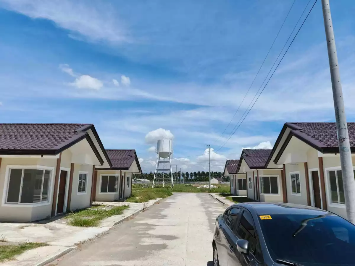 Open photo 14 of 15 — PASALO! 3BR House and Lot Near Entrance in Lagao, General Santos City — 126 sqm