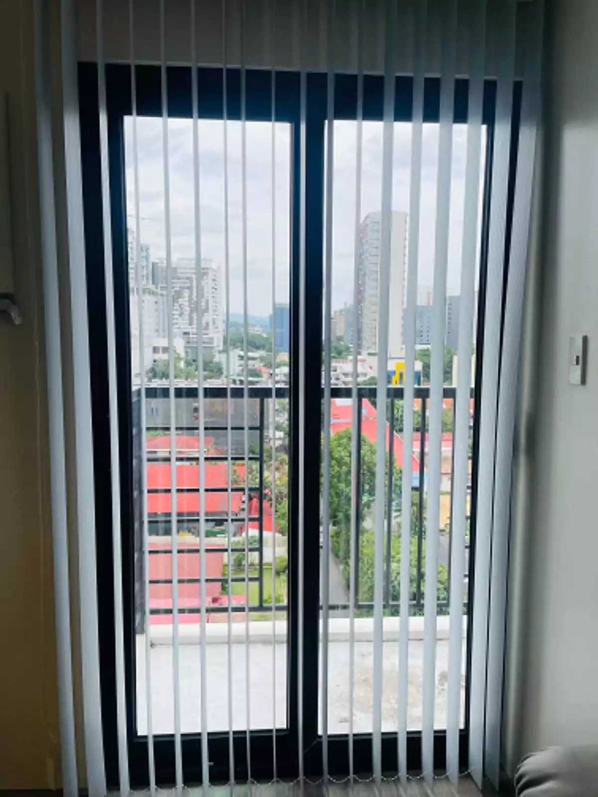 1-BEDROOM FULLY FURNISHED FOR SALE near IT Park (THE MEDIAN) — 1 Bedroom in Lahug, Cebu City, Cebu — Photo 3