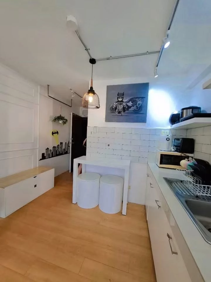 For Sale: Batman Themed Studio Unit at One Oasis Mabolo, Cebu City — Studio in Cebu City, Cebu, 6000 — Photo 6