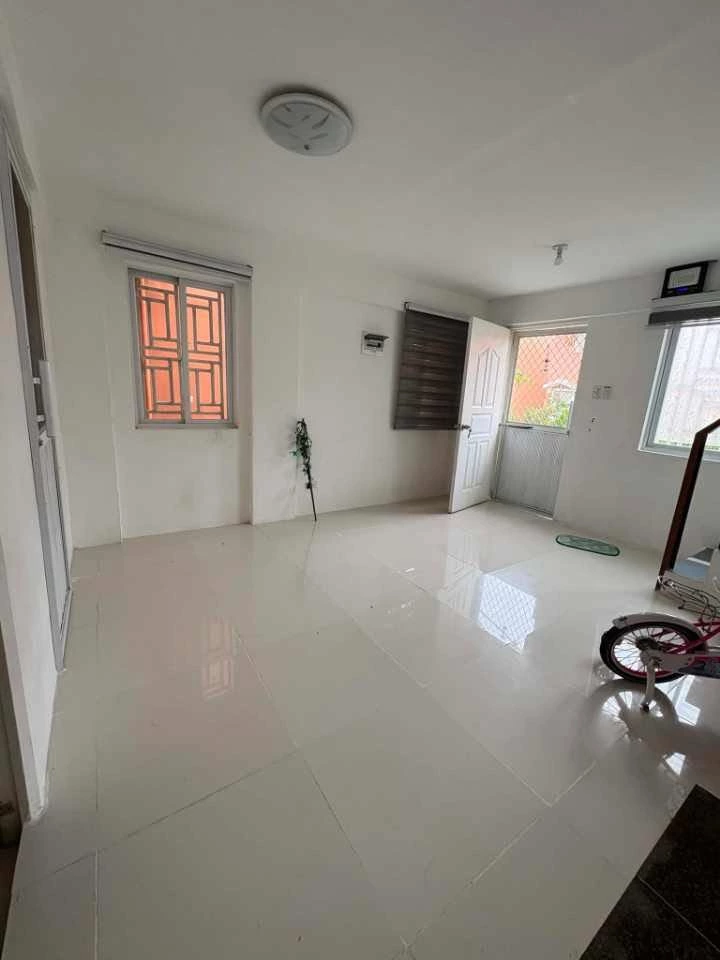 For Assume House & Lot in Camella South — House and Lot in Alijis, Bacolod City, Negros Occidental — Photo 4
