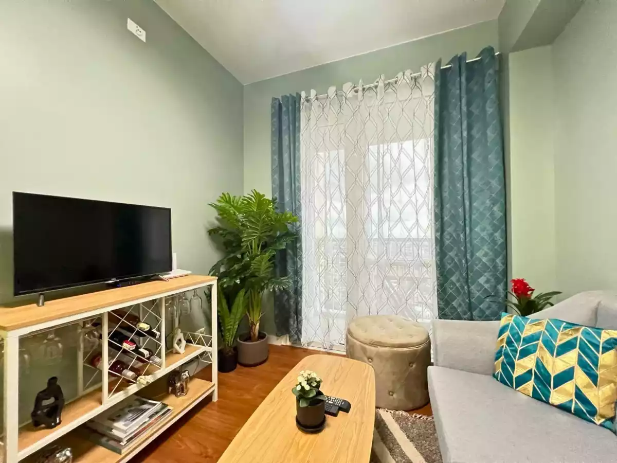 For Rent: 1BR Condo with Balcony & Parking in Lahug, Cebu City — Marco Polo Tower 4
