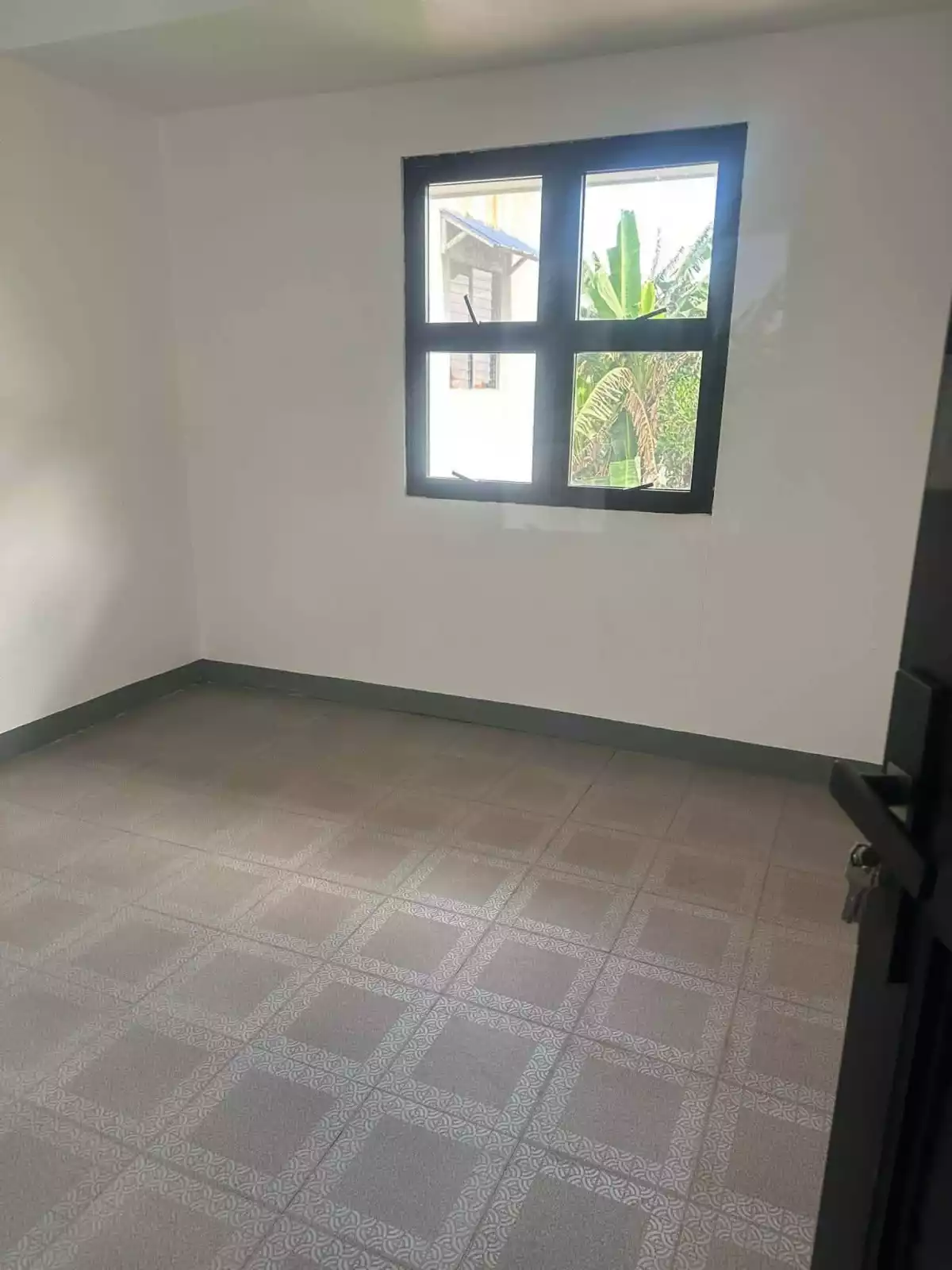 FOR RENT: 6BR Apartment Near RCD Royale Homes, Silang — Fully Furnished — Apartment in Silang, Cavite, 4118 — Photo 5