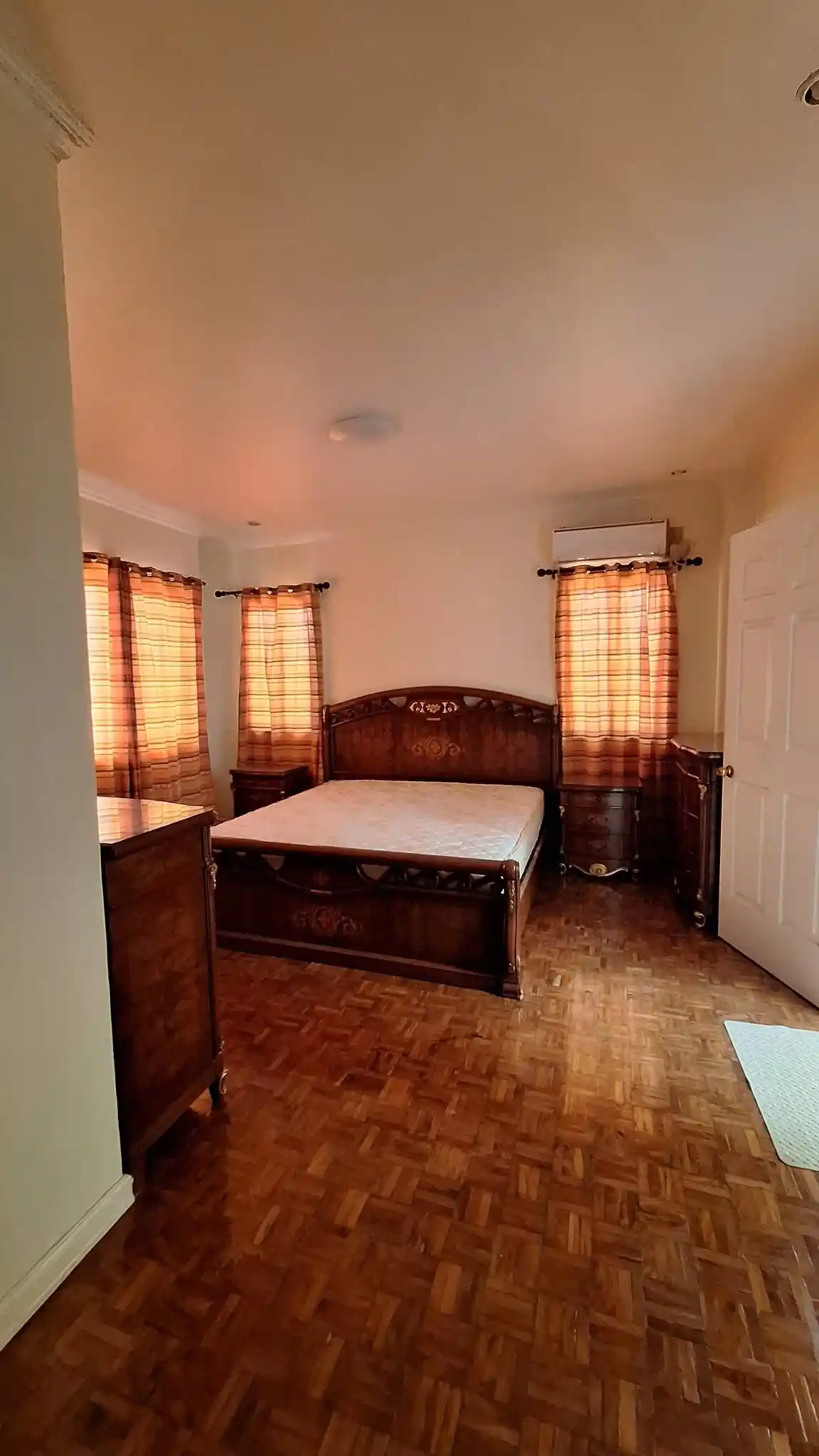 Open photo 13 of 16 — For Rent: 4BR House and Lot in Banilad, Cebu City — Sto. Niño Village