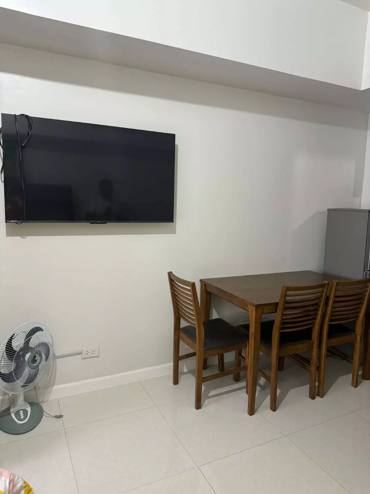 MANDANI BAY SUITES Tower2 (Fully Furnished Studio Unit) — Studio in Centro, Mandaue City, Cebu — Photo 5