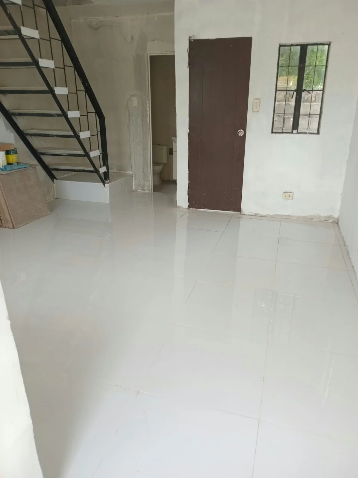 Rush For Assume Main Road End Unit With Big Parking Space at Lumina General Santos City — Townhouse in General Santos City, South Cotabato, 9500 — Photo 7