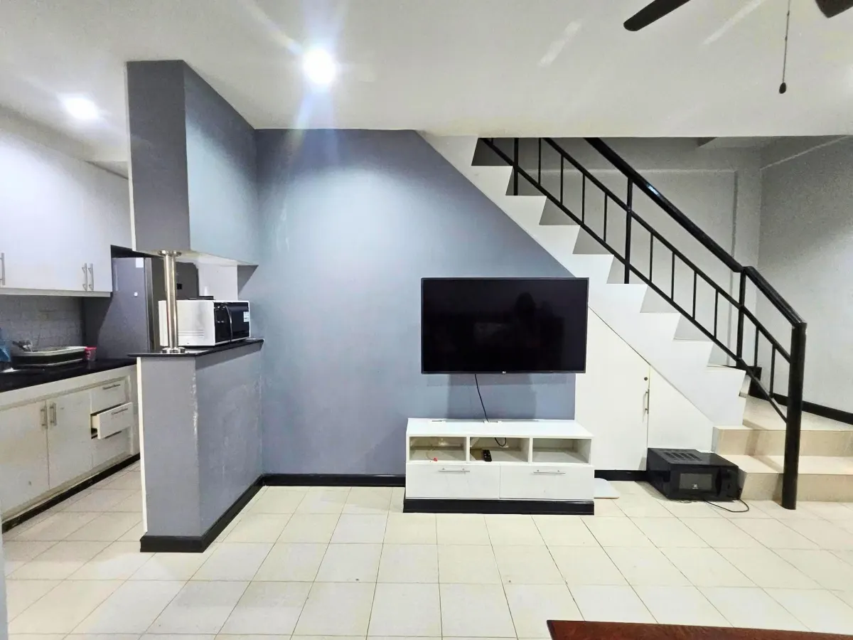 For Sale: 1BR Townhouse in Marigondon, Lapu-lapu City — Bayswater Subd — Townhouse in Lapu-lapu City, Cebu, 6015 — Photo 7