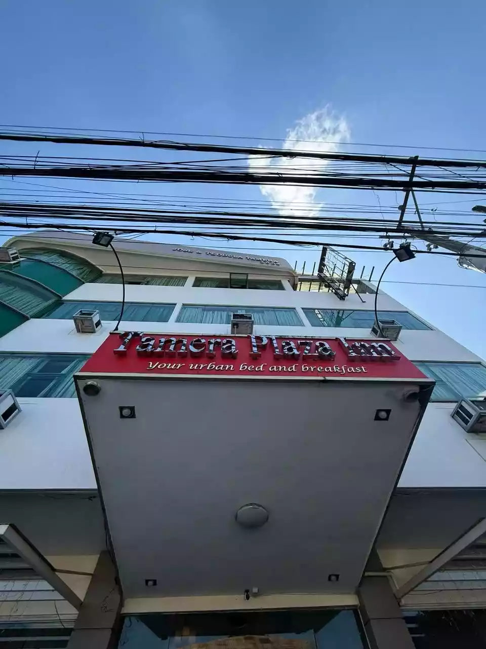 For Sale: 20 Room Hotel in Lacson St. Bacolod City. — Hotel in Barangay 12 (Pob.), Bacolod City, Negros Occidental — Photo 4