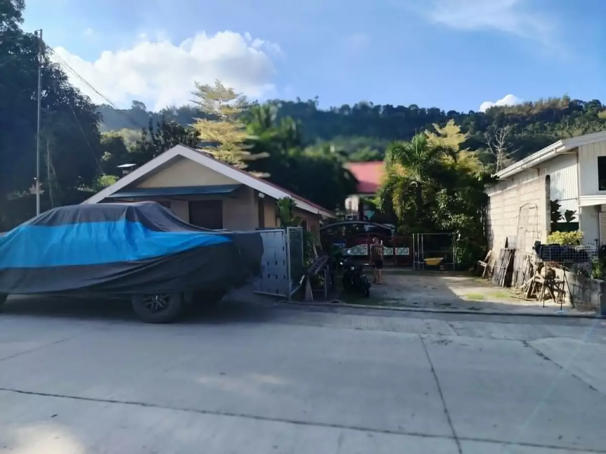 For Sale: 3BR House and Lot in Palinpinon, Valencia — 422 sqm Lot — House and Lot in Palinpinon, Valencia, Negros Oriental — Photo 2
