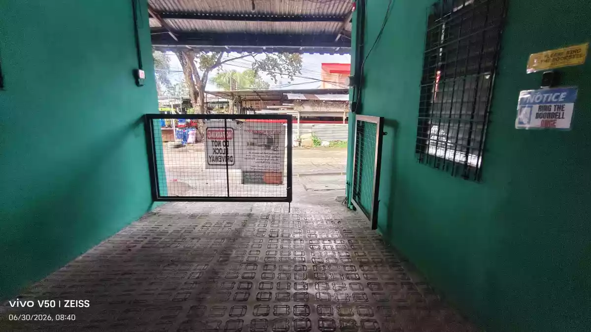For Sale: Building Near Highway in Mansilingan, Bacolod City — 24-Hour Security — Building in Mansilingan, Bacolod City, Negros Occidental — Photo 2