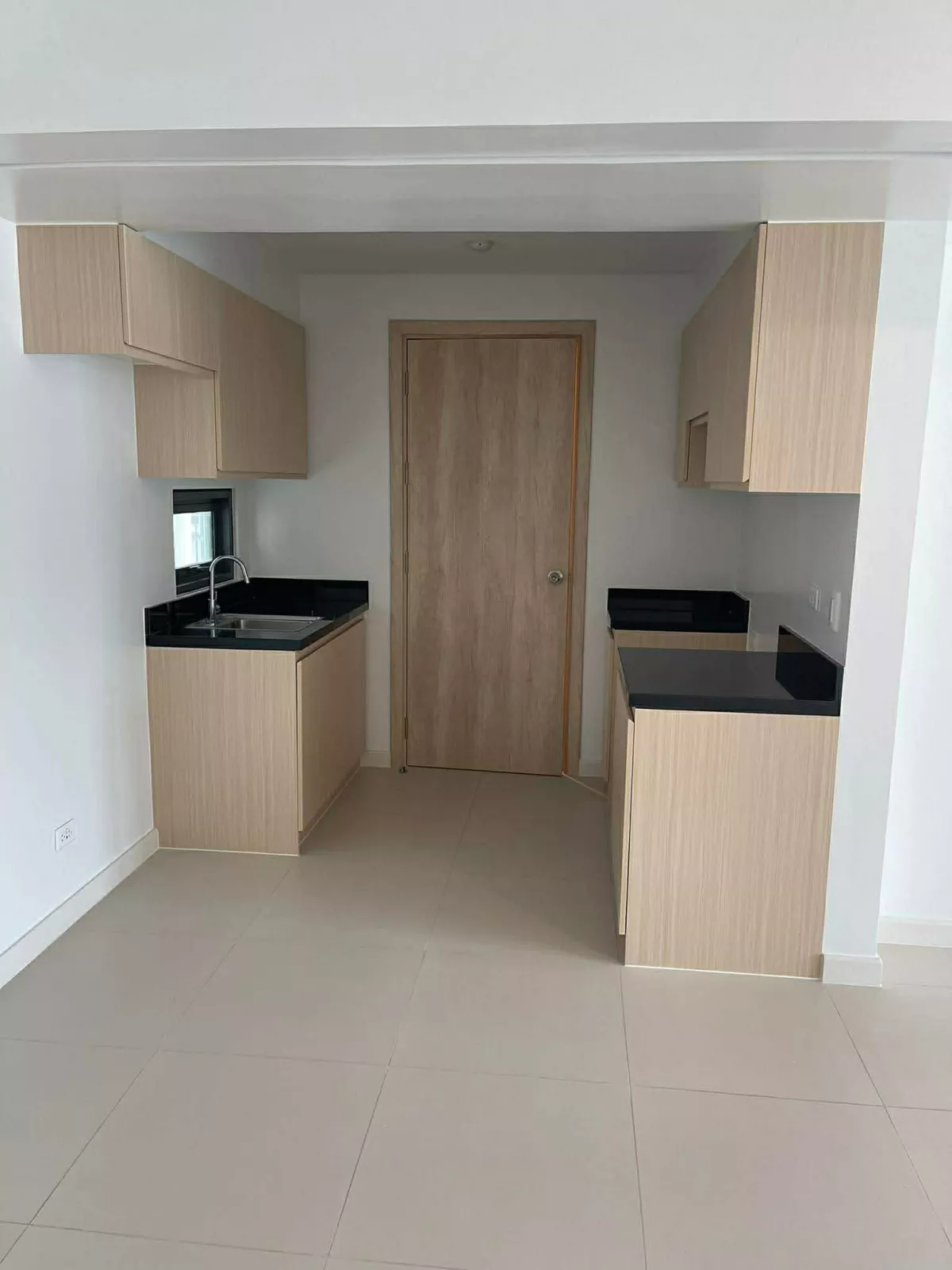 1 Bedroom Condo for Sale in Carmona, Makati City — 69 sqm — 1 Bedroom in Makati City, Metro Manila, 1224 — Photo 6
