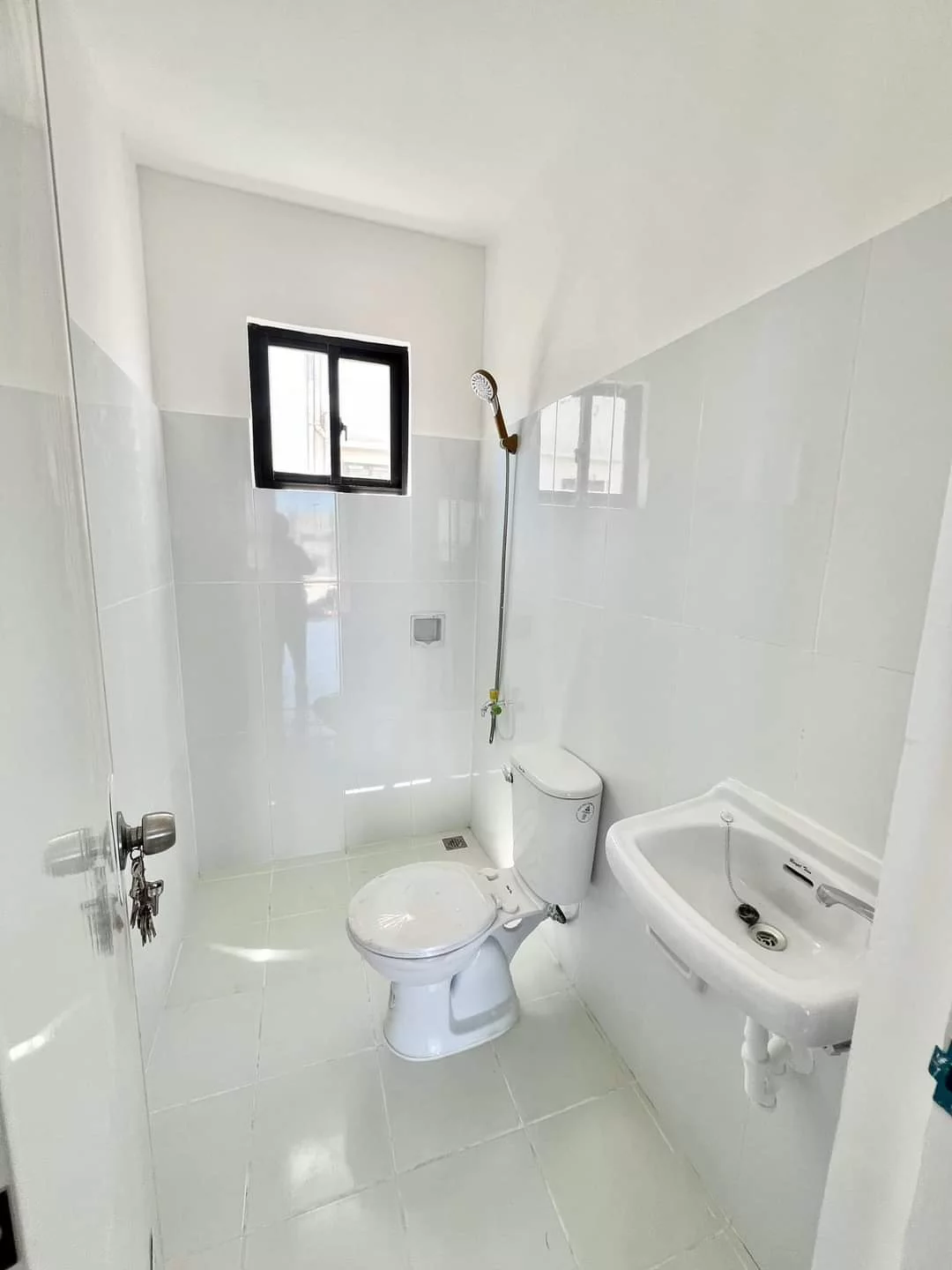 3 bedroom house for rent in Balay Bugana Subdivision — House and Lot in Estefania, Bacolod City, Negros Occidental — Photo 4