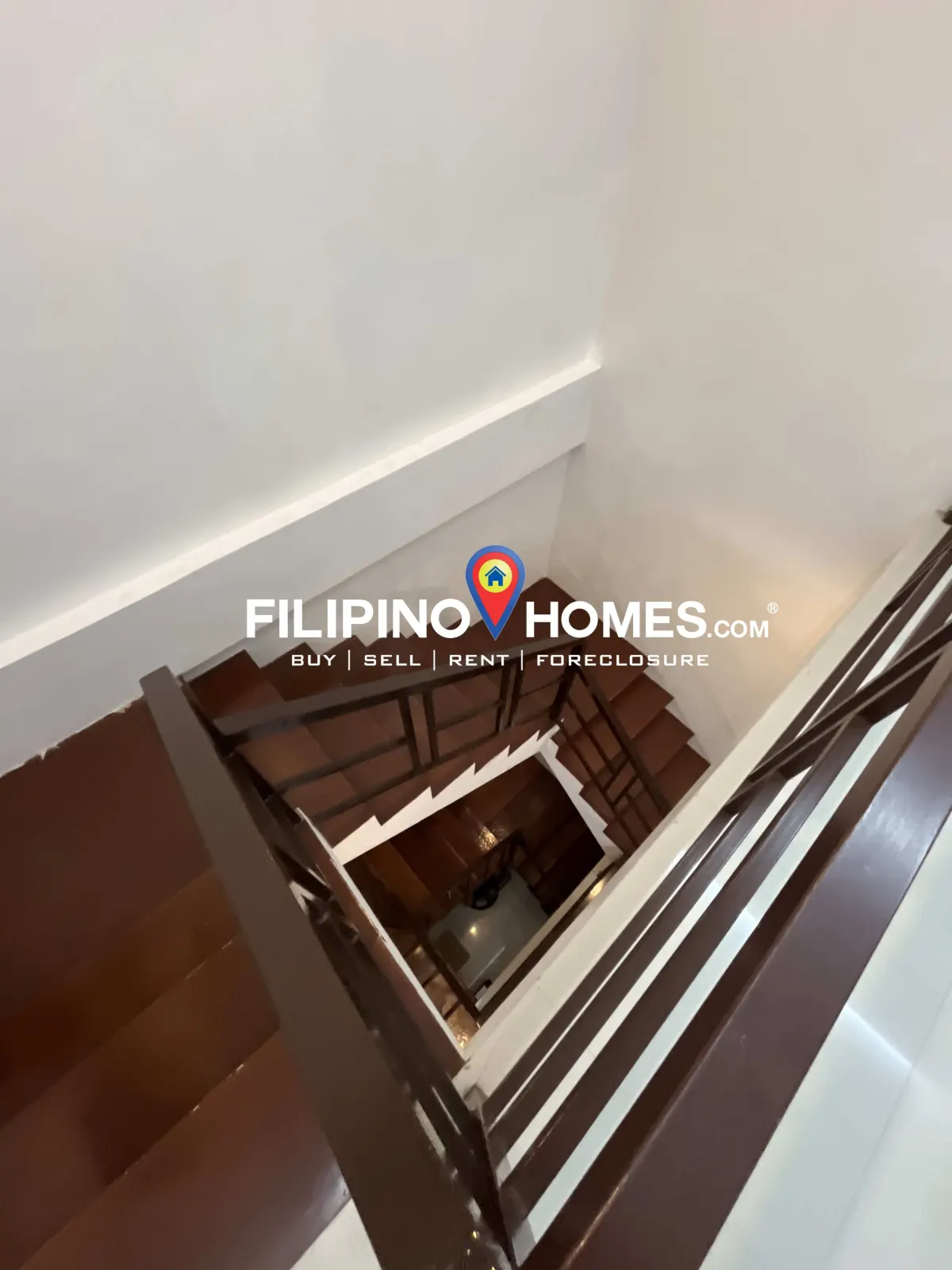 SIX BEDROOMS. SIX BATHROOMS. ONE BEAUTIFUL HOME IN NAGA CITY. 🏡✨ — House and Lot in Naga City, Camarines Sur, 4400 — Photo 3
