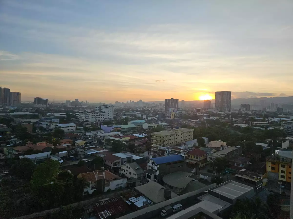 Open photo 12 of 13 — For Rent: Studio Condo in Casa Mira Towers, Mandaue City — 24 sqm