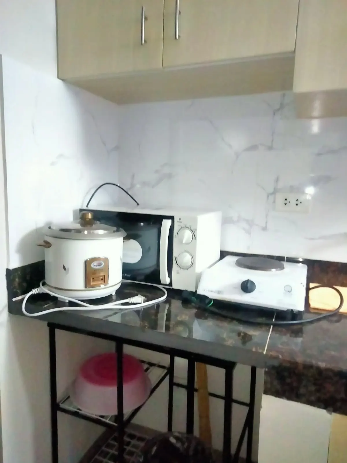 Open photo 35 of 37 — For Sale: Central Apartment 1BR w/ balcony Condo in Trancoville, Baguio City — Fully Furnished