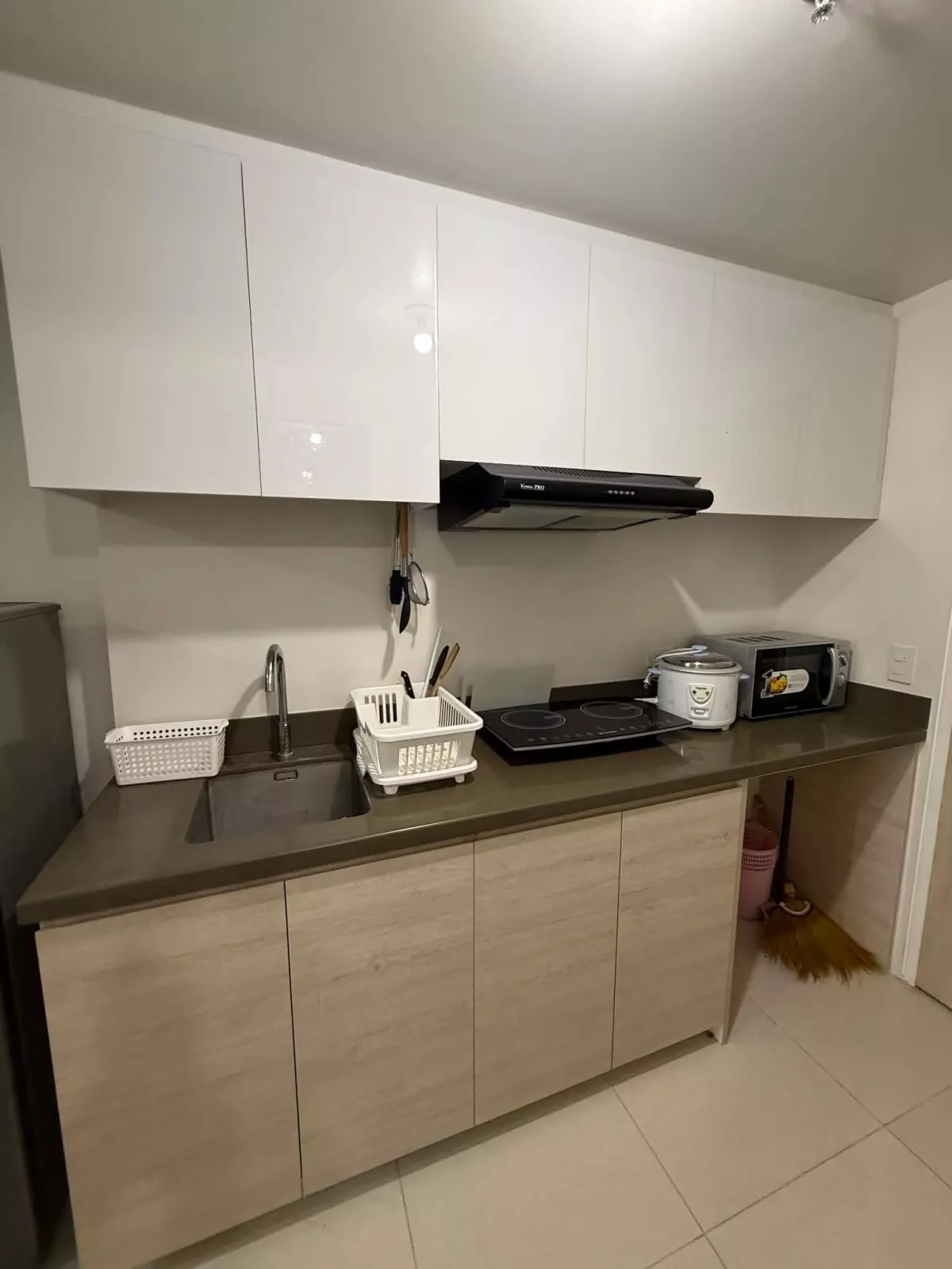Open photo 13 of 16 — MANDANI BAY SUITES Tower2 (Fully Furnished Studio Unit)