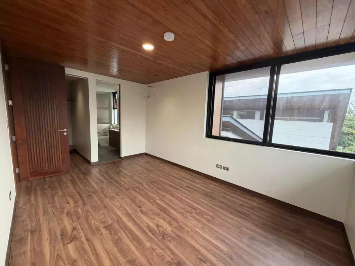 Open photo 17 of 28 — 5 BR House and lot for Sale at Mckinley Hill Village,Taguig  with 545sqm