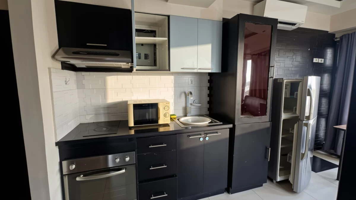Rush Sale: Fully furnished 1BR Condo with Balcony in Cebu City — City Suites Ramos Tower — 1 Bedroom in Cebu City, Cebu, 6000 — Photo 4