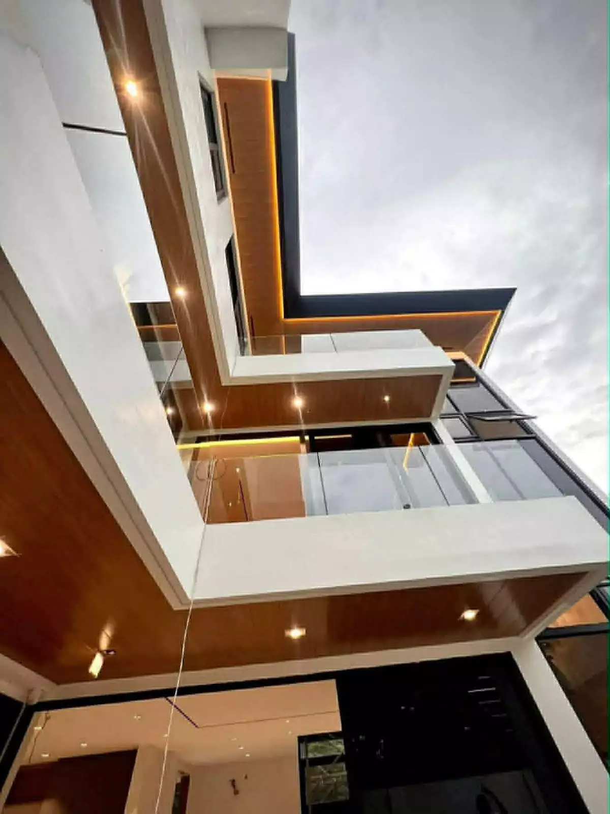 For Sale: 5BR House and Lot in Jagobiao, Mandaue City — 623.27 sqm — House and Lot in Mandaue City, Cebu, 6014 — Photo 3
