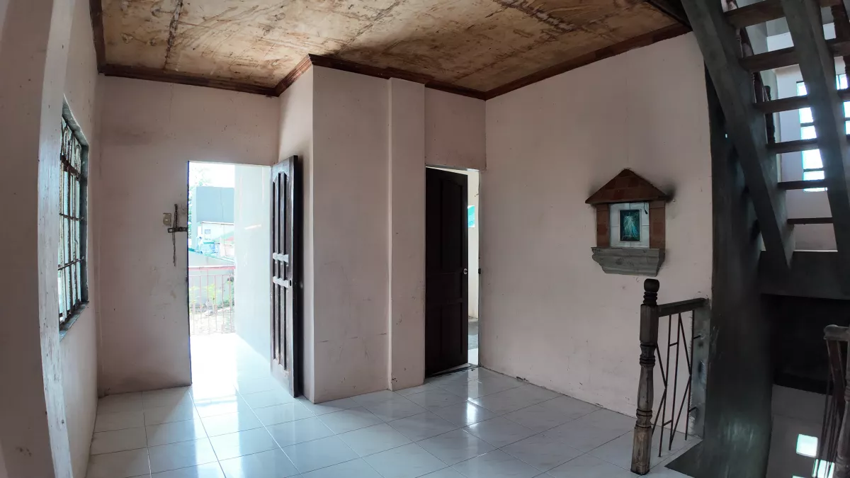 Open photo 26 of 30 — FOR SALE: Spacious 2-Storey House with Attic & Roof Deck in Villa Bonita Subdivision, Jugan, Consolacion, Cebu