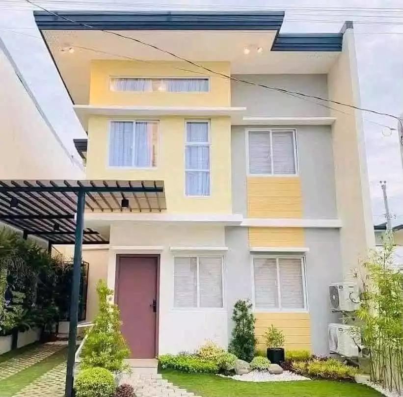 4 Bedroom Florentine Model House for Sale at Diamond Heights Subdivision at Brgy Communal Buhangin Davao City