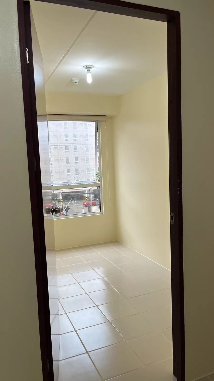 For Rent: Urban Deca Homes Manila 2BR Condo in Barangay 99, Manila City — 2 Bedrooms in Barangay 99, Manila City, Metro Manila — Photo 4